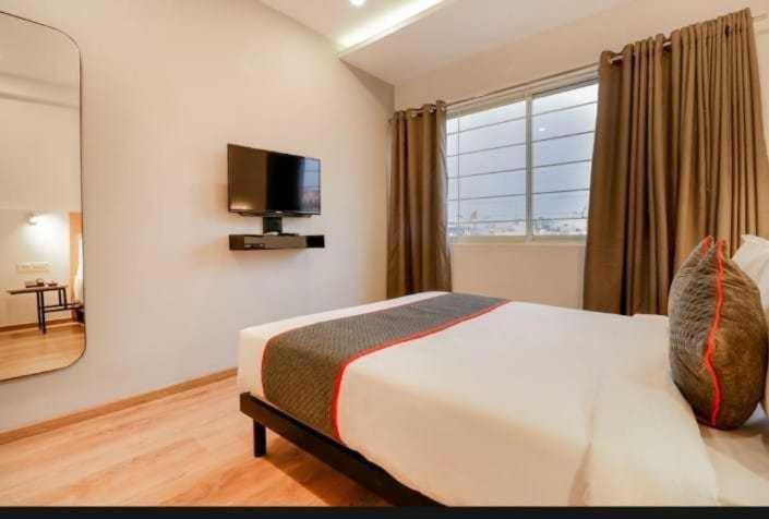 Oyo Shree Balaji Tower Hotel Bhopal Exterior foto
